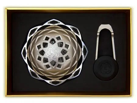 Kaloud Lotus II heat management device in box